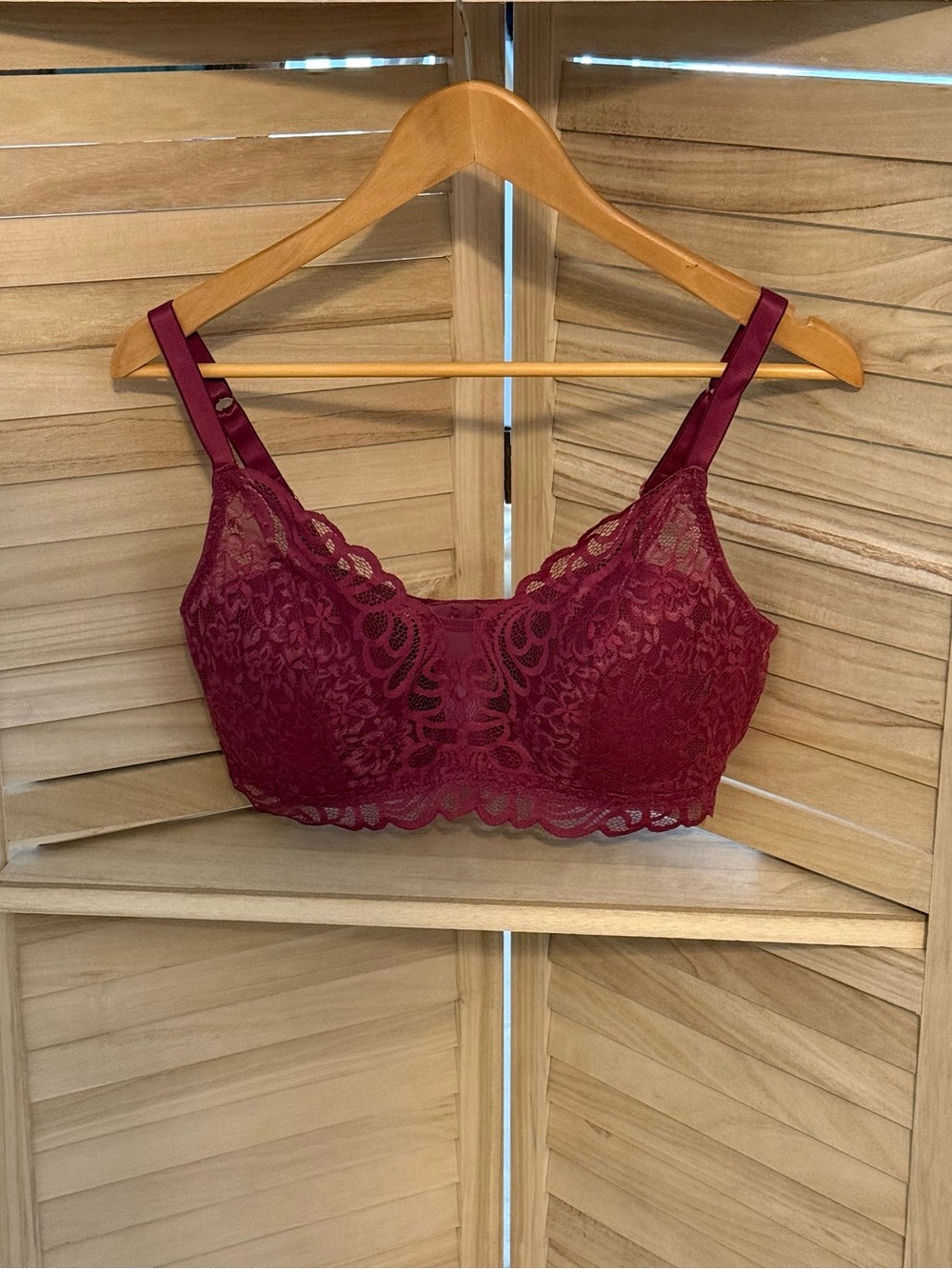 Bali Lace Wireless Bralette in Burgundy